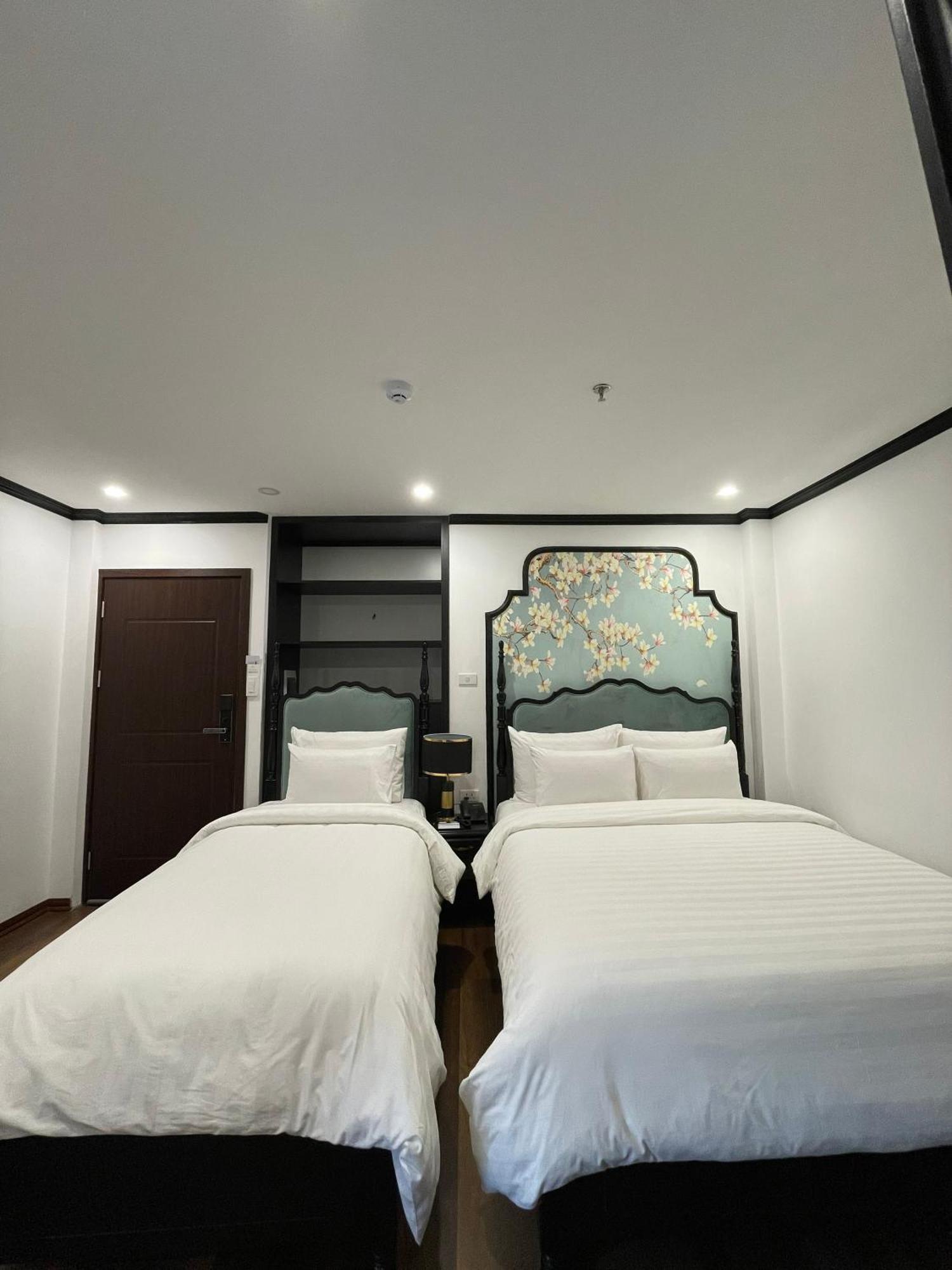 Aquarius Premium Hotel Hanoi Exterior foto