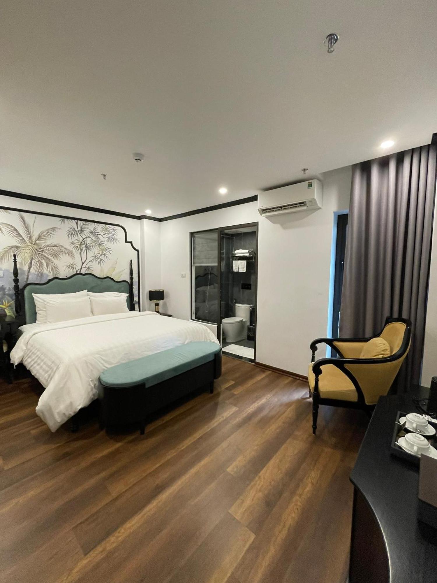 Aquarius Premium Hotel Hanoi Exterior foto