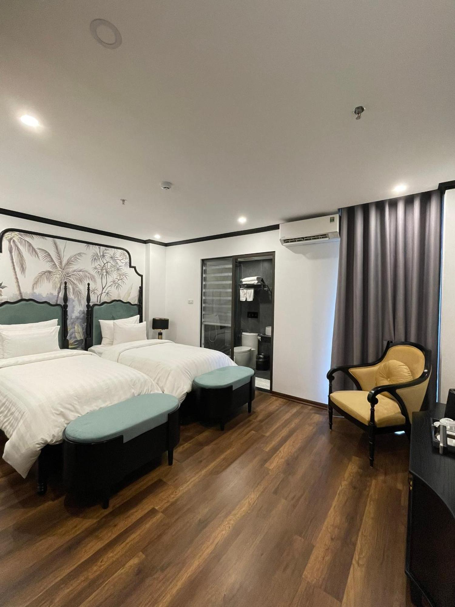 Aquarius Premium Hotel Hanoi Exterior foto