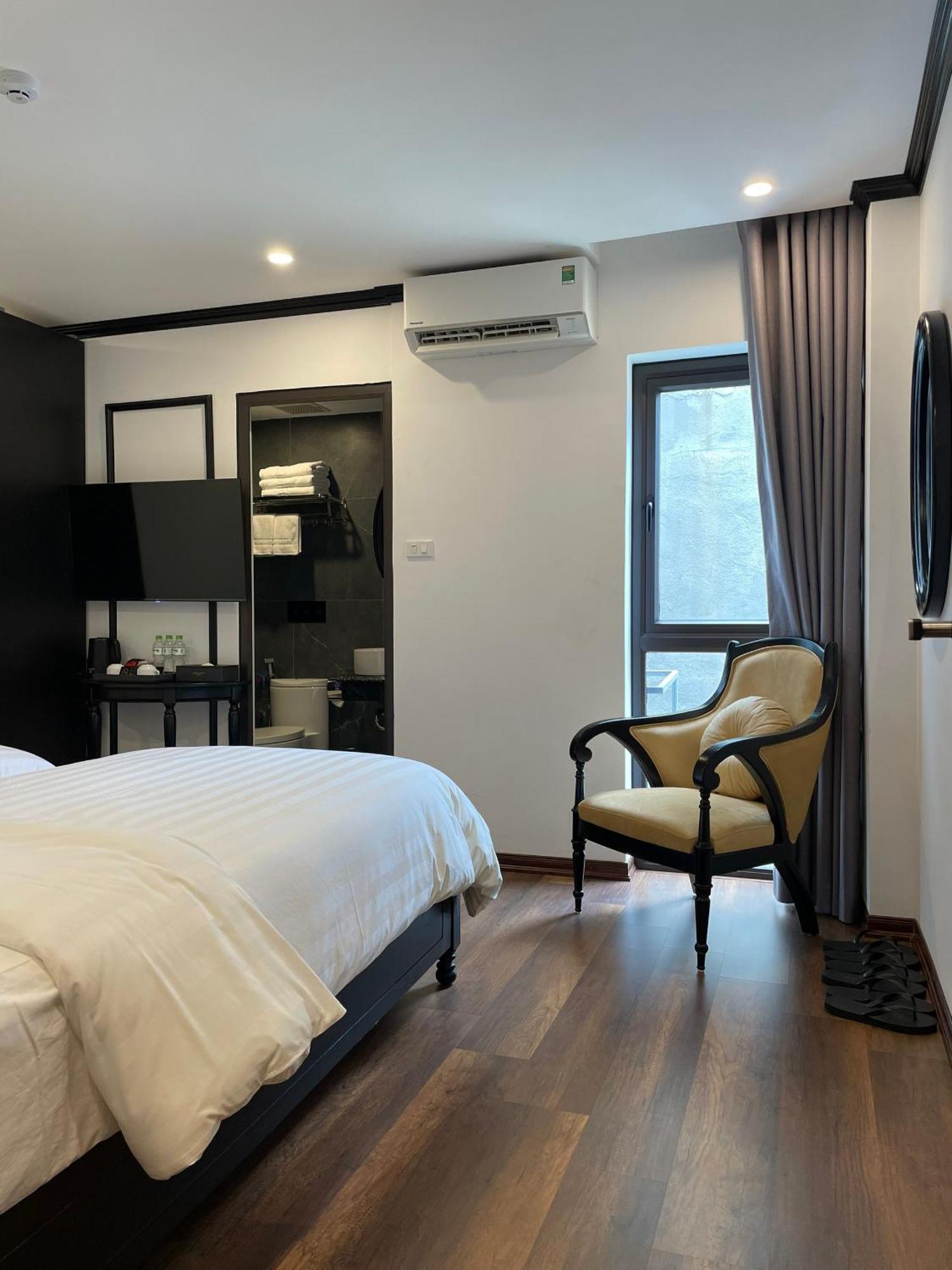 Aquarius Premium Hotel Hanoi Exterior foto